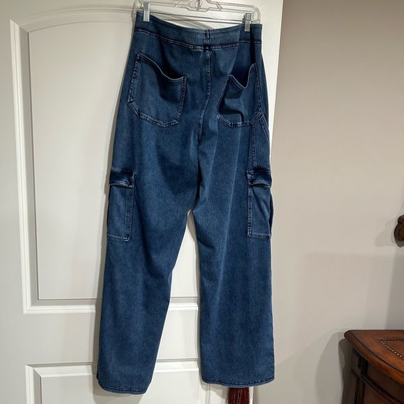 HALARA Women’s Denim Cargo Pants
XL Tall - Picture 2 of 10